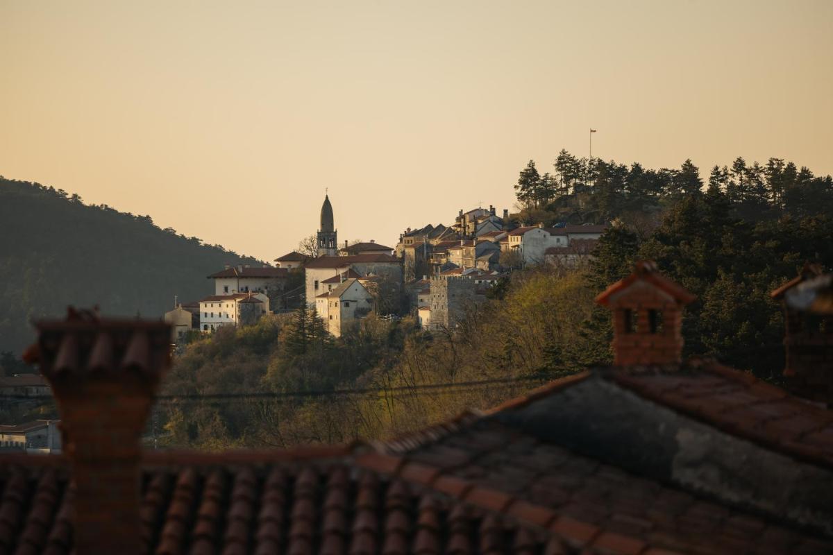 Villa Fabiani, Historic Wine Estate, Štanjel