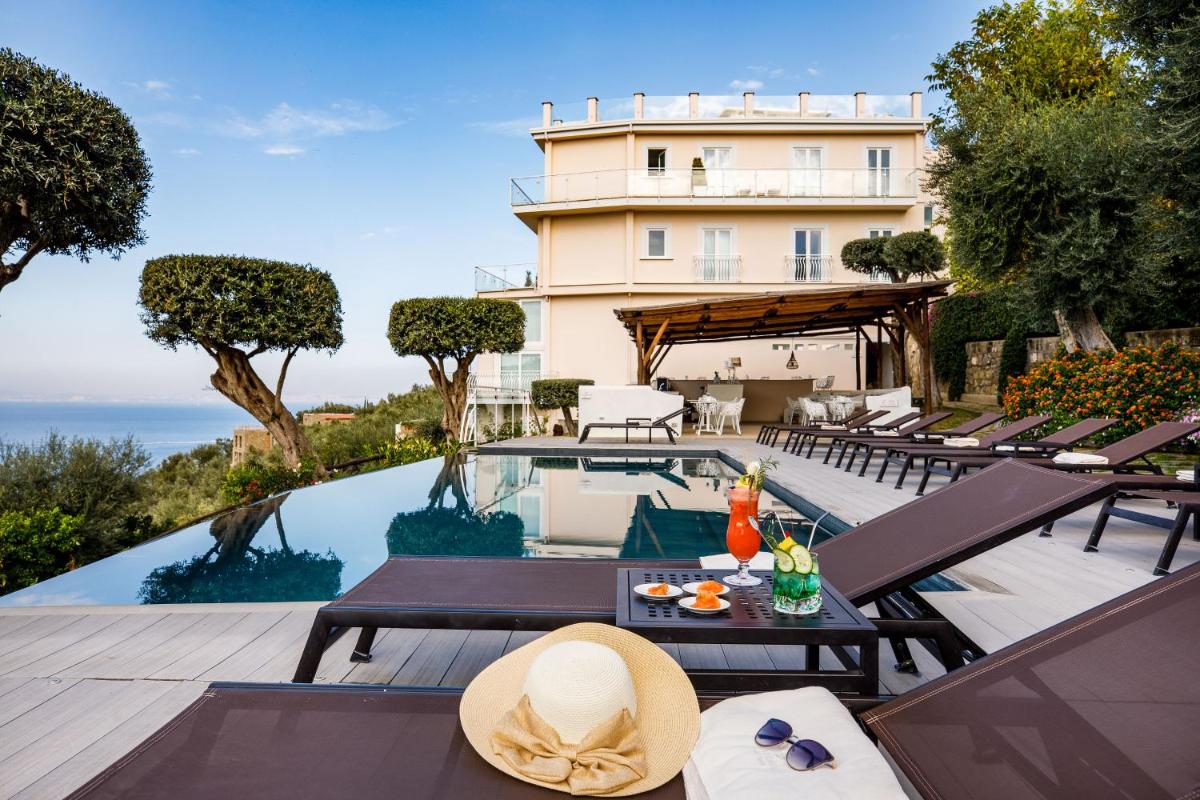 Villa Fiorella Art Hotel