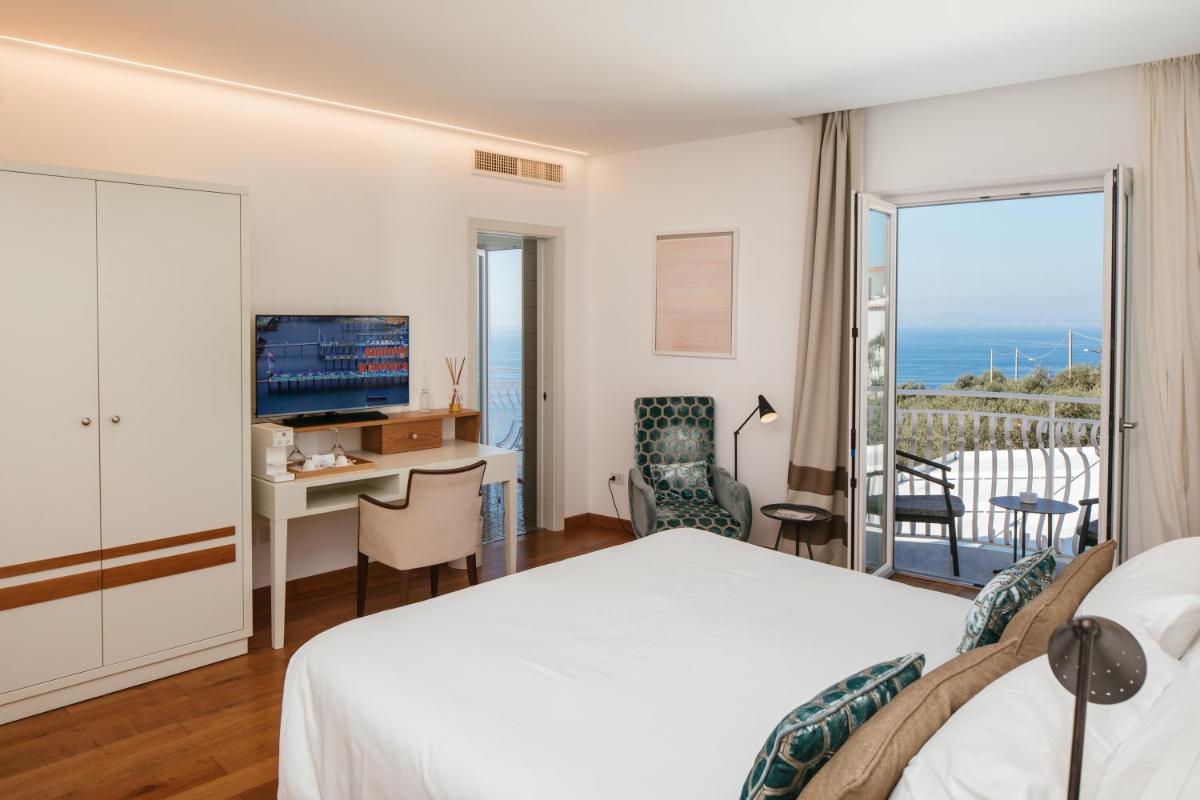 Villa Fiorella Art Hotel