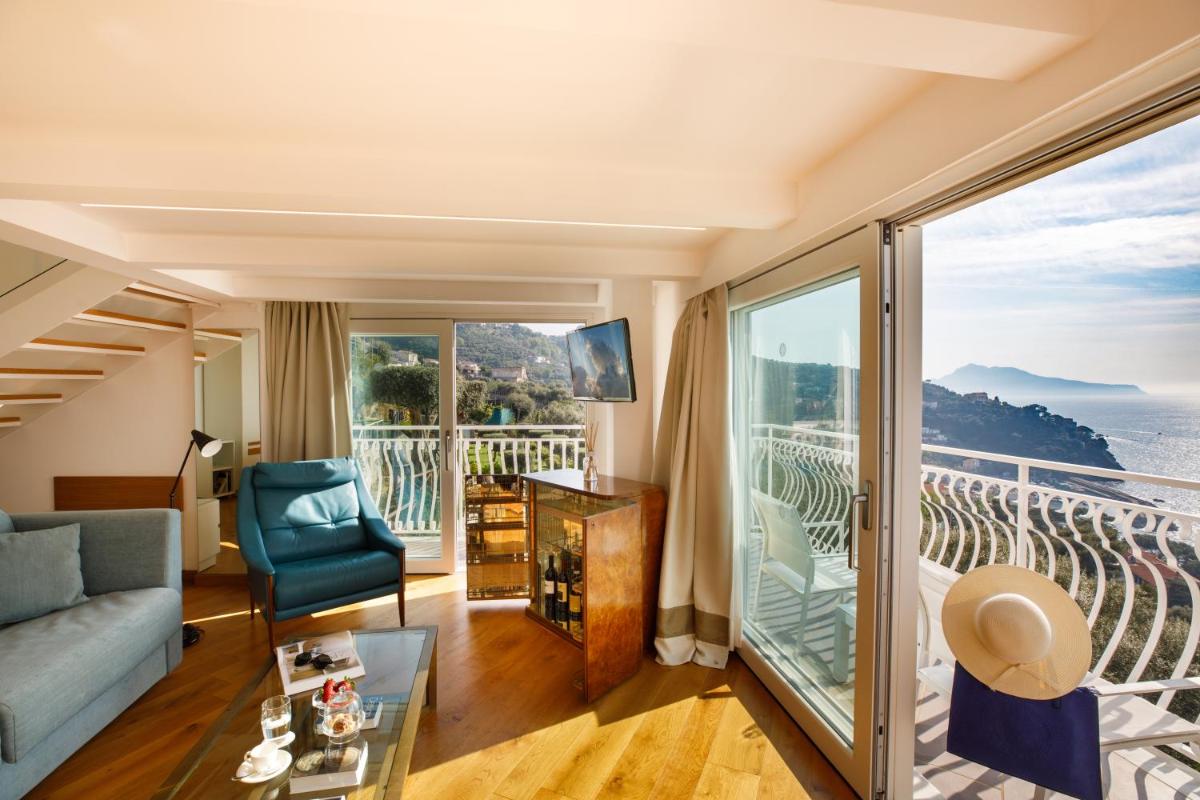 Villa Fiorella Art Hotel