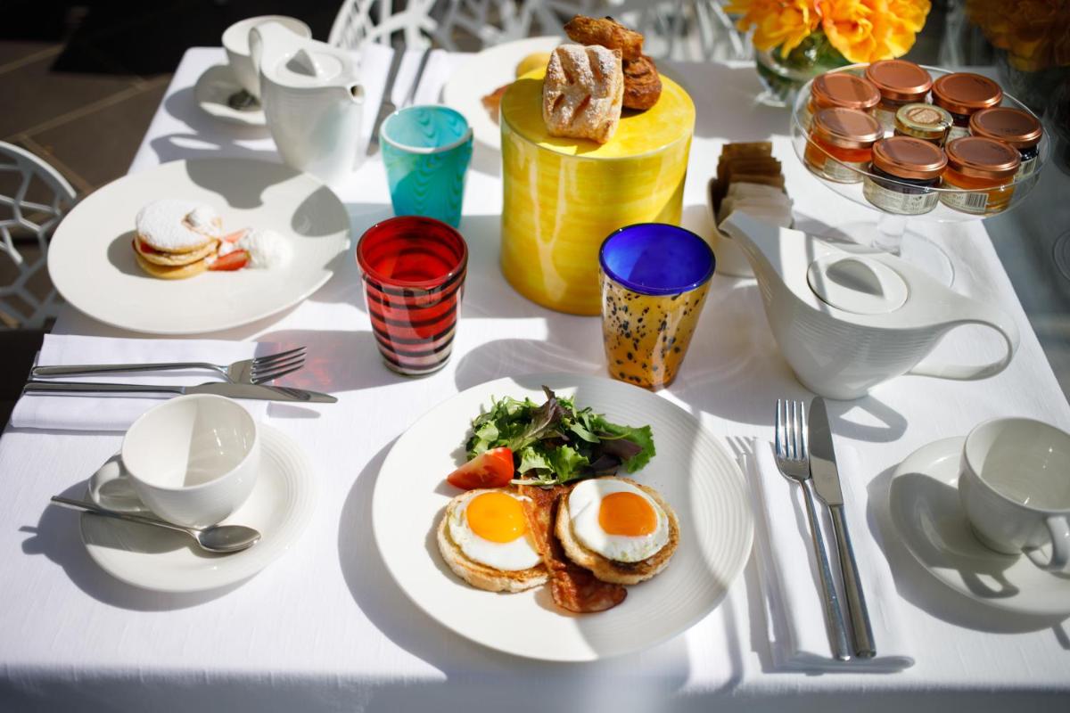 Villa Fiorella Art Hotel