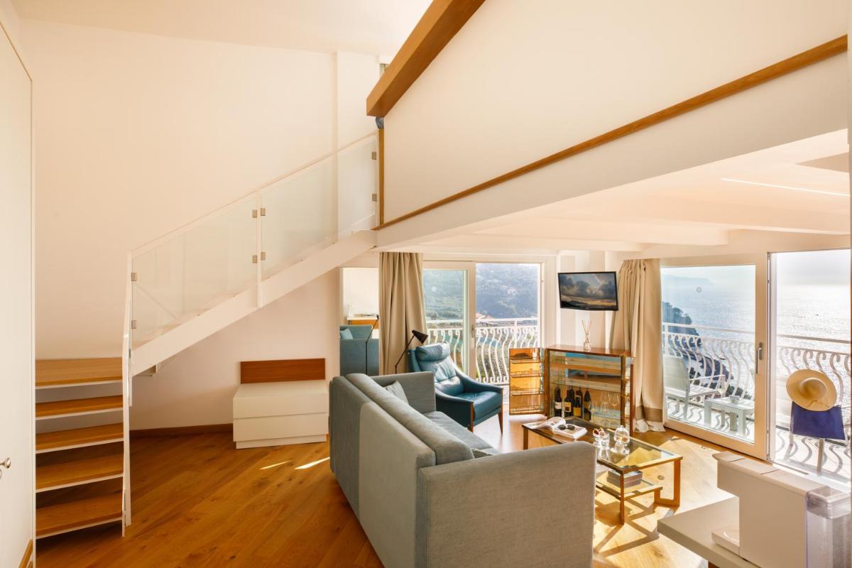 Villa Fiorella Art Hotel