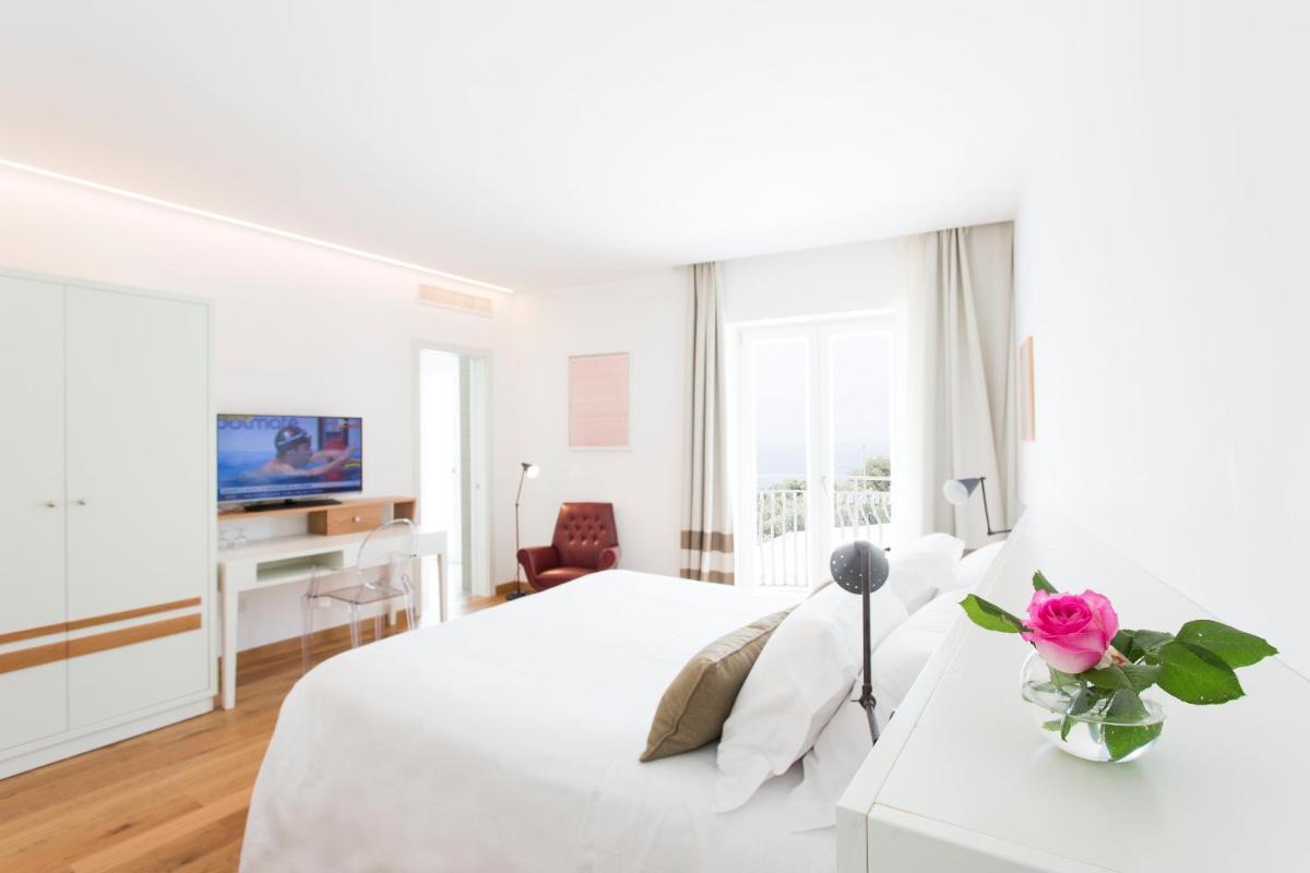 Villa Fiorella Art Hotel