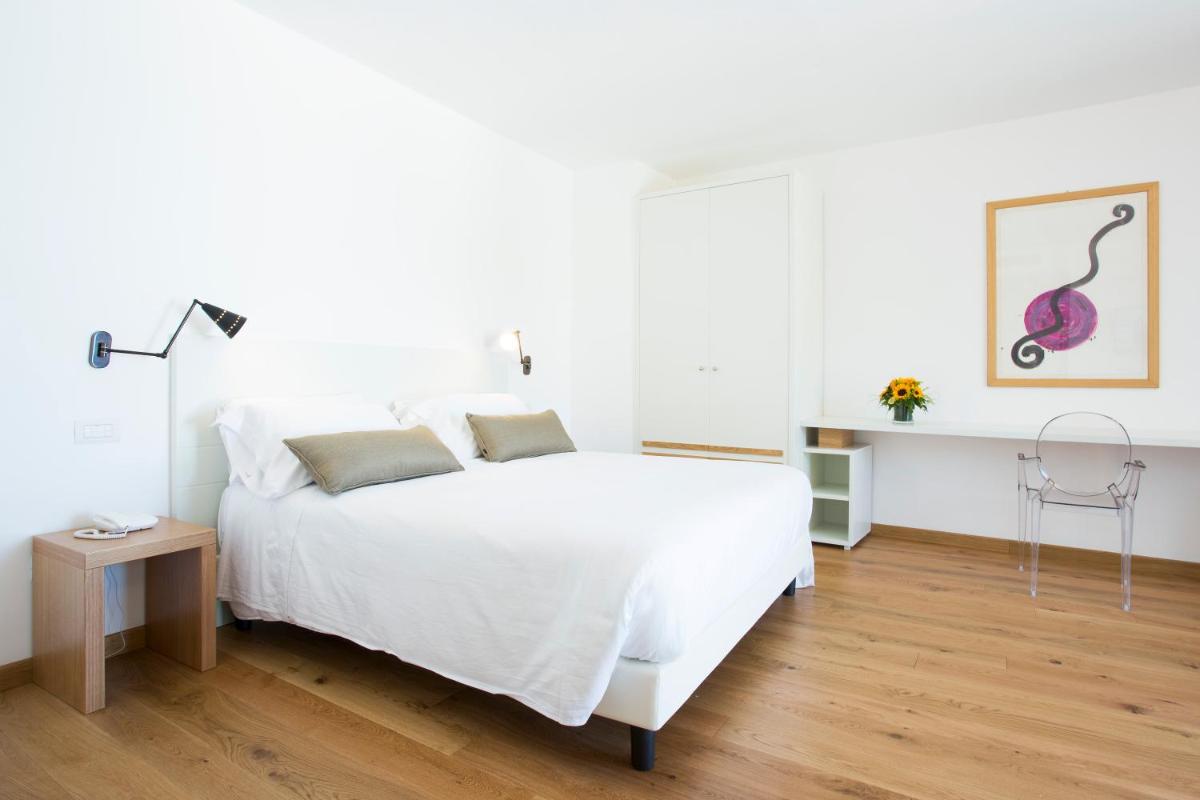 Villa Fiorella Art Hotel