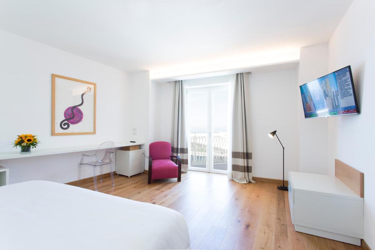 Villa Fiorella Art Hotel