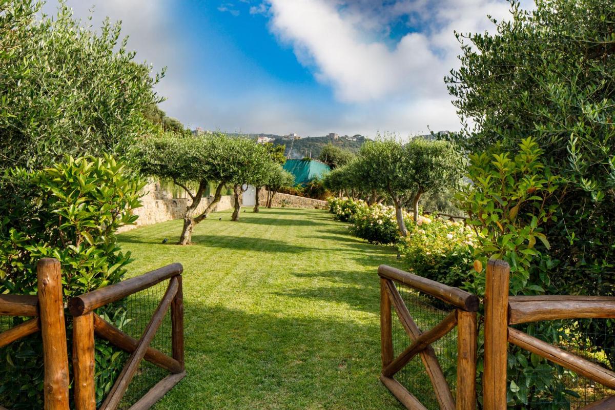 Villa Fiorella Art Hotel