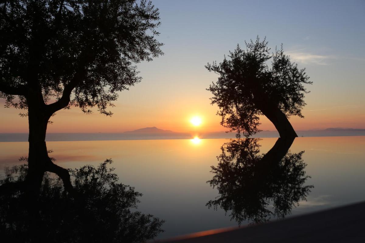 Villa Fiorella Art Hotel