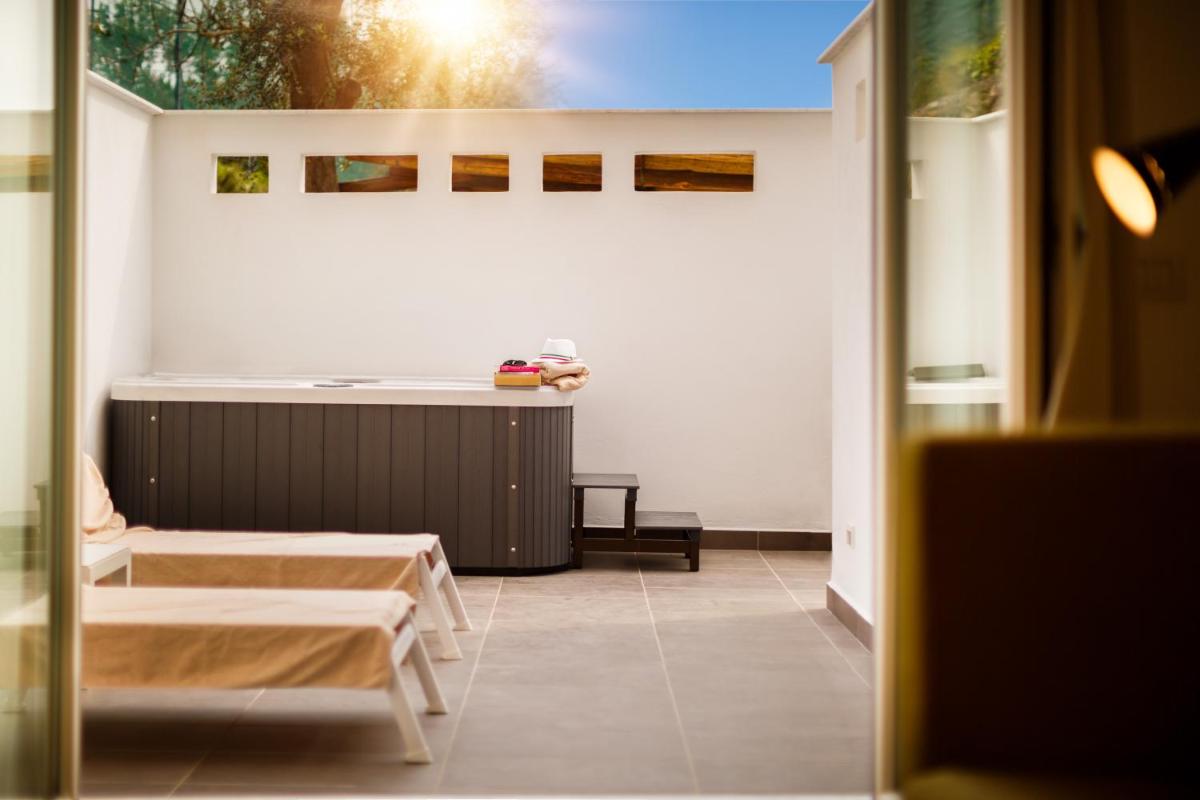 Villa Fiorella Art Hotel