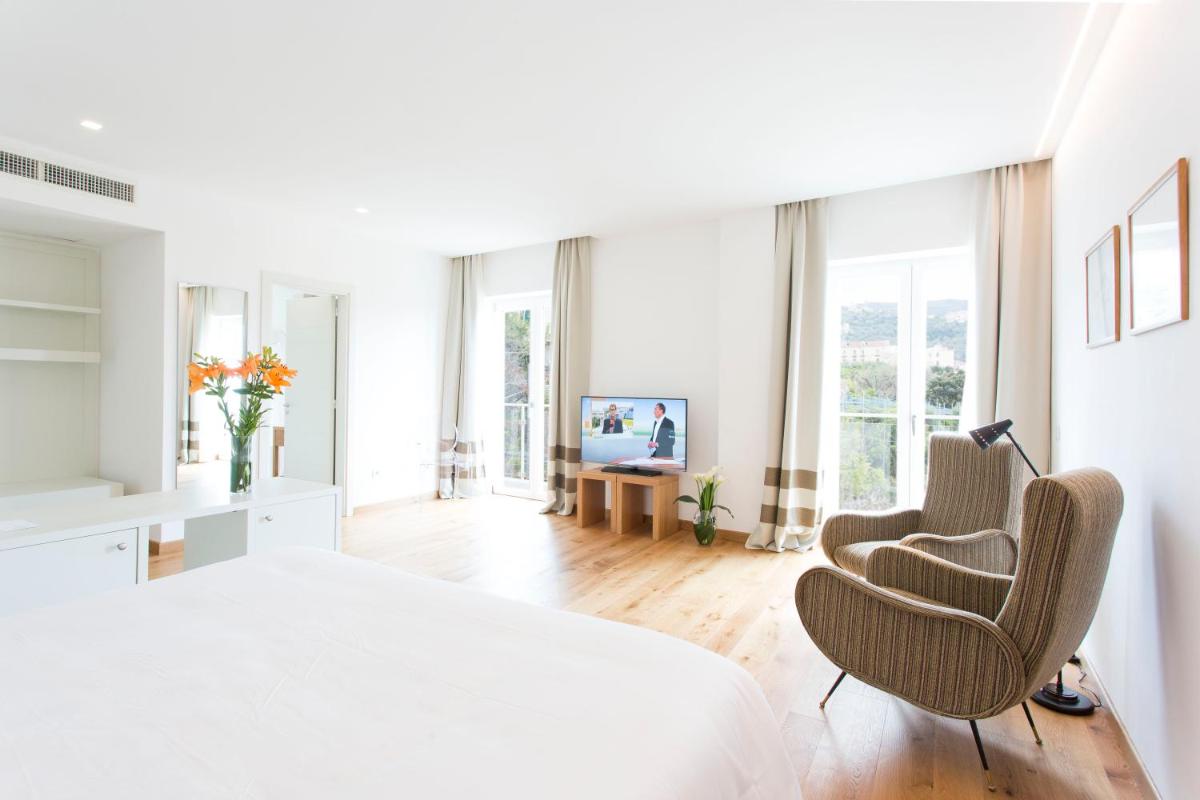 Villa Fiorella Art Hotel