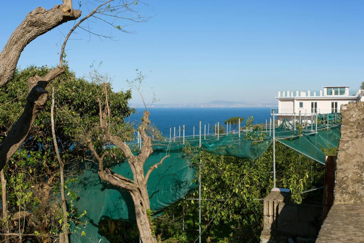 Villa Fiorella Art Hotel