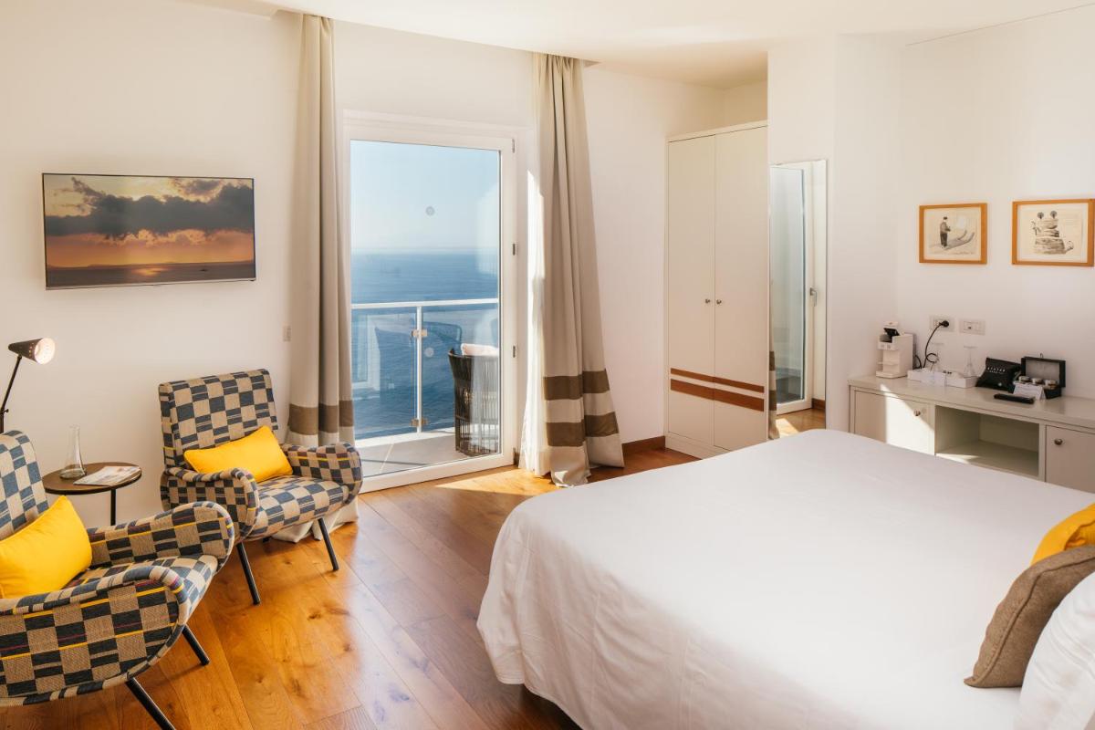 Villa Fiorella Art Hotel