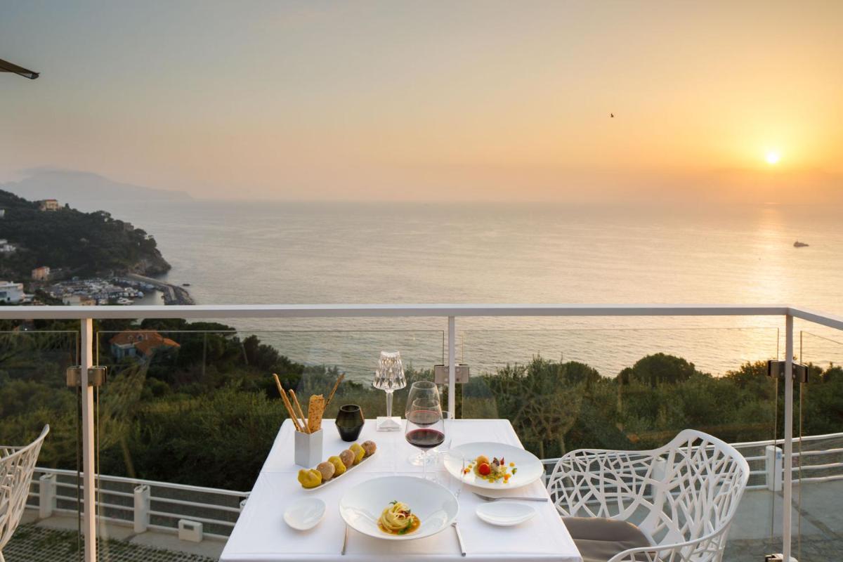 Villa Fiorella Art Hotel