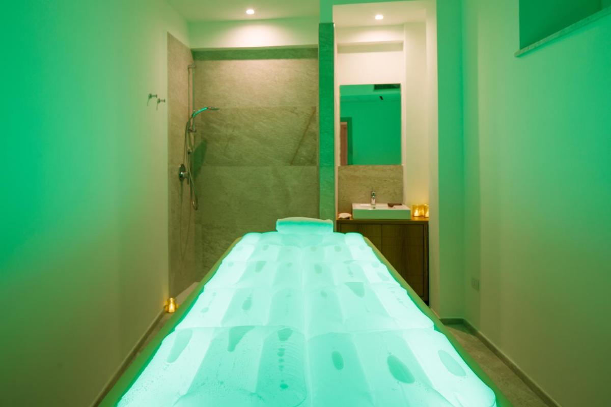 Villa Fiorella Art Hotel