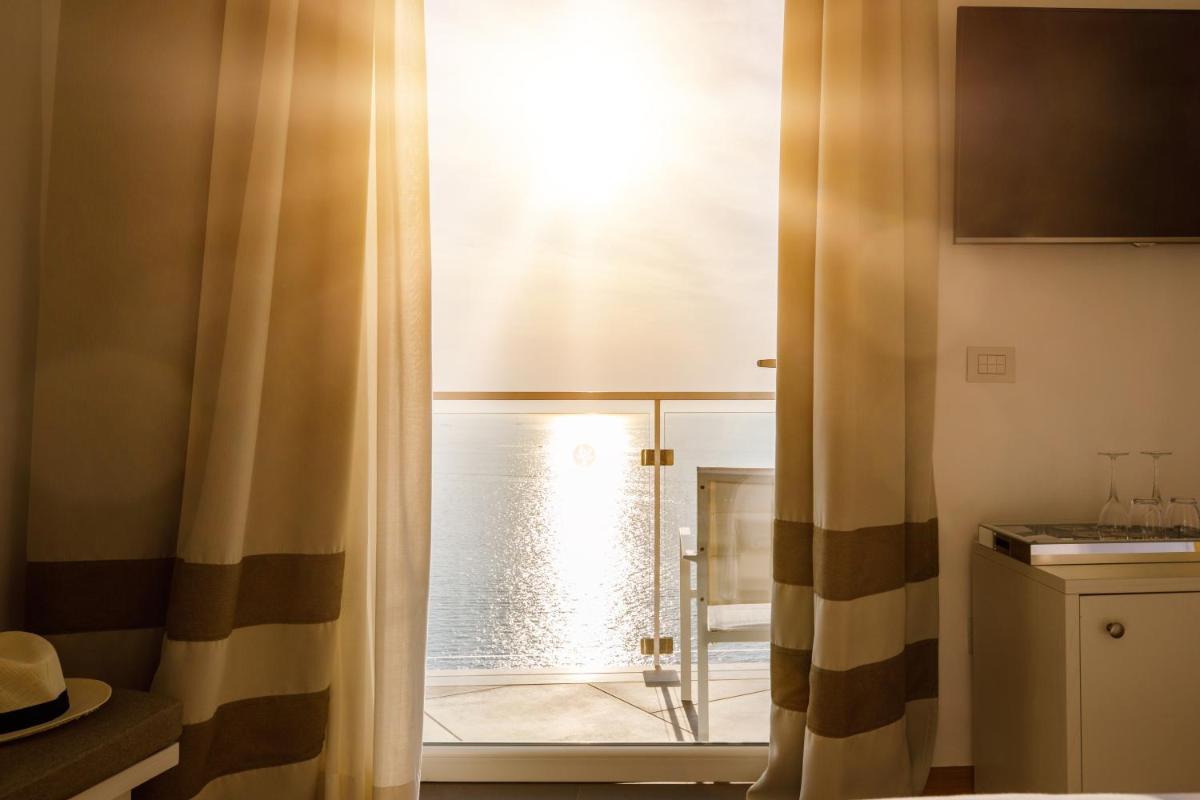 Villa Fiorella Art Hotel