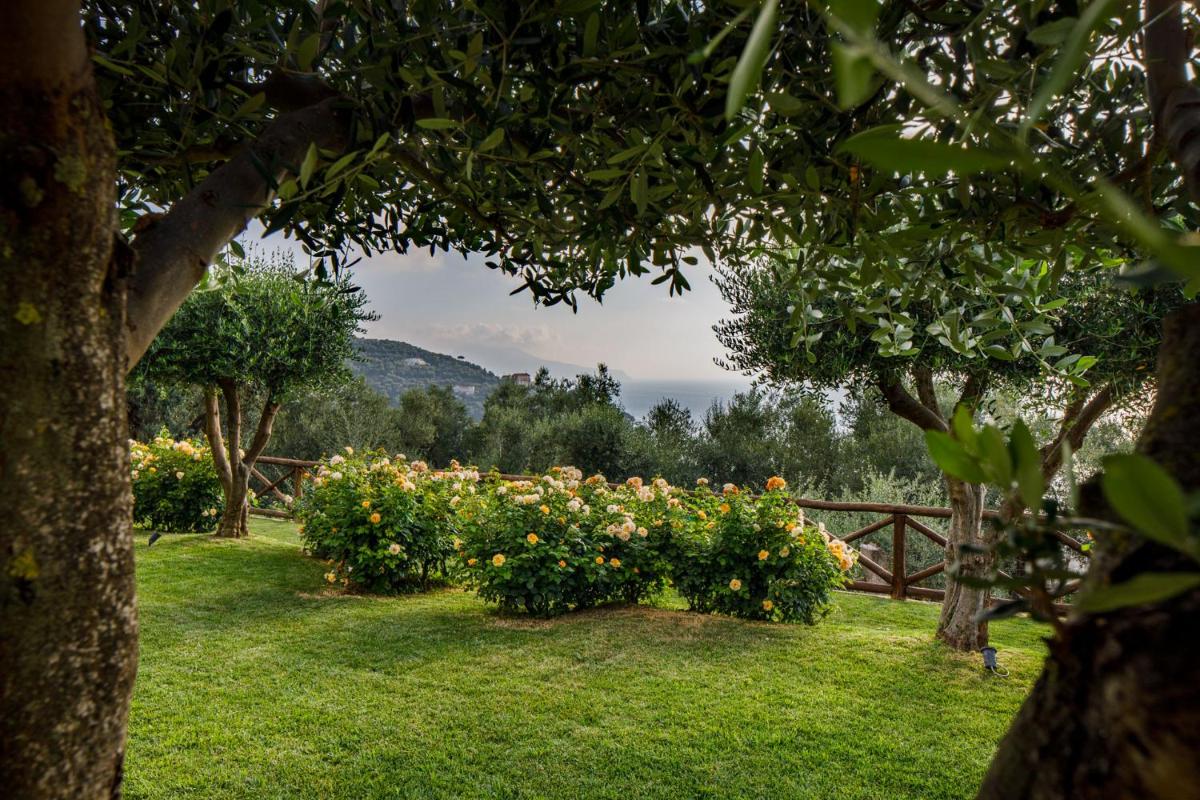 Villa Fiorella Art Hotel