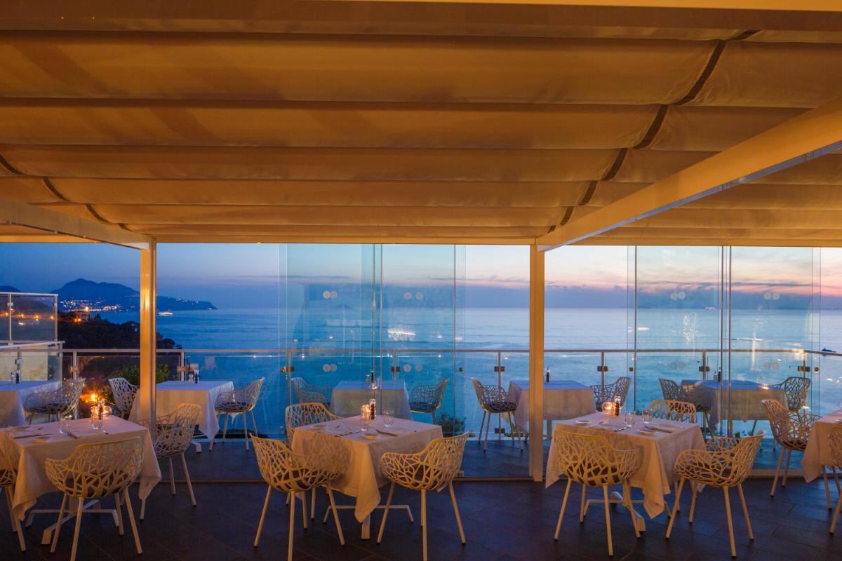 Villa Fiorella Art Hotel