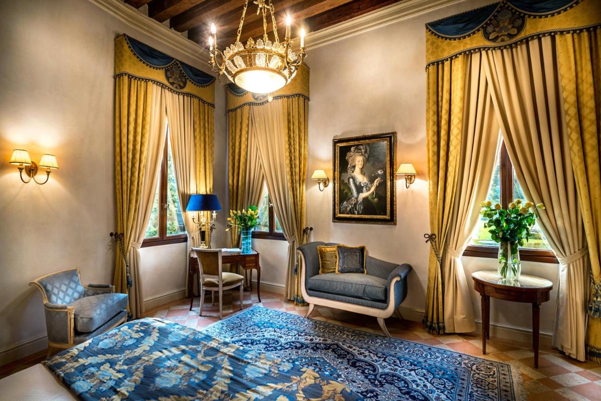 Villa Franceschi Hotel & Resort