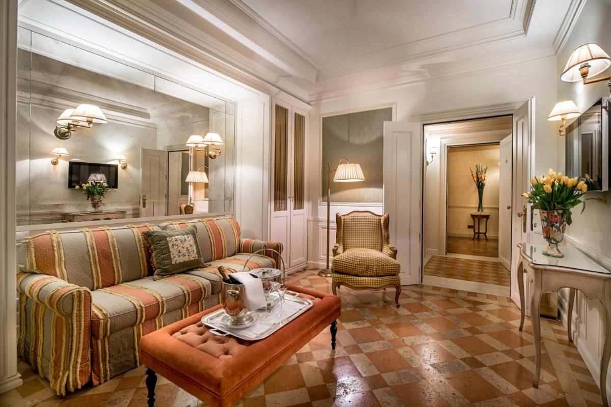 Villa Franceschi Hotel & Resort