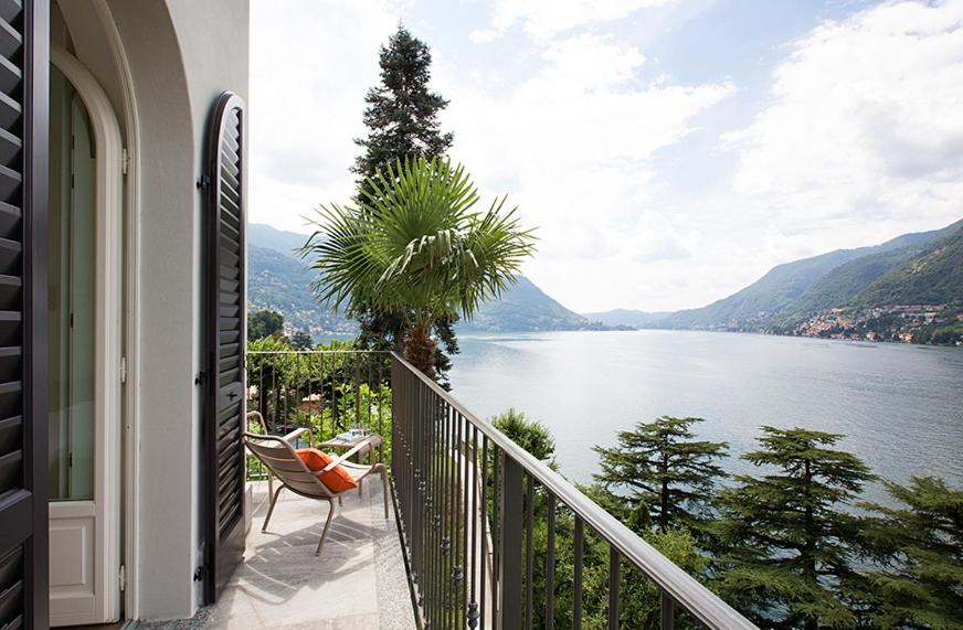 Villa Làrio Lake Como