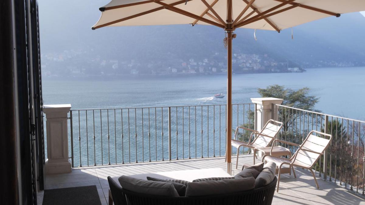 Villa Làrio Lake Como