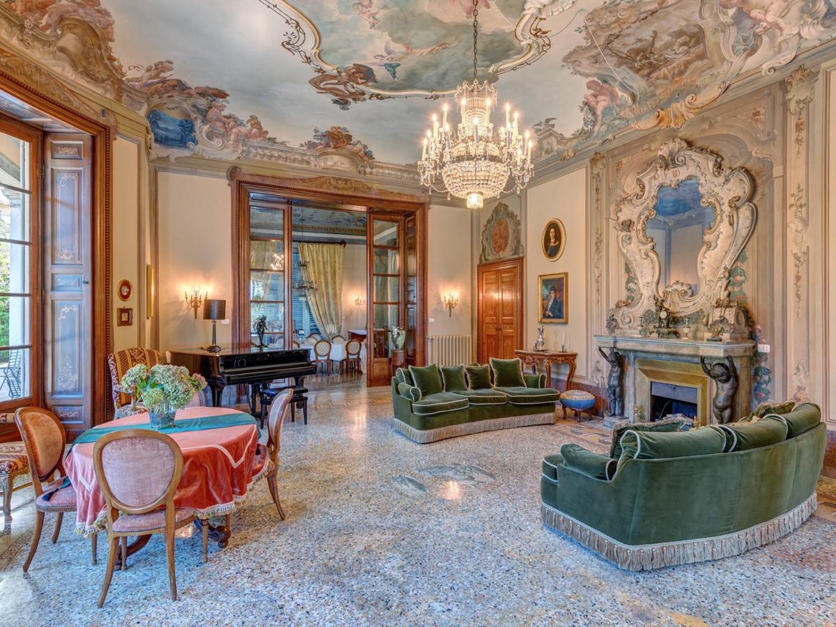 Villa Platamone