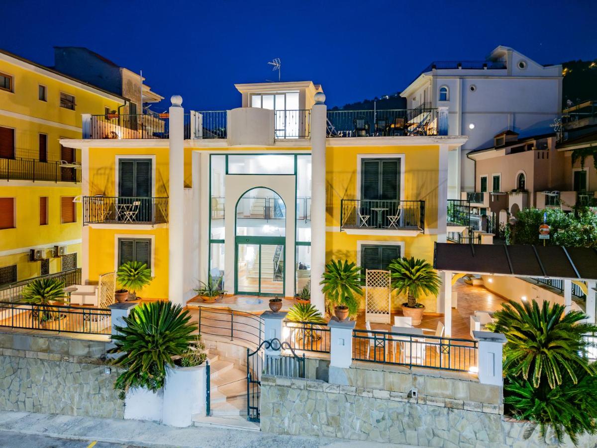 Hotel Villa Sirio