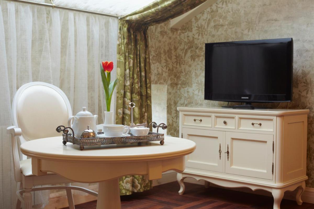 Vintage Boutique Hotel