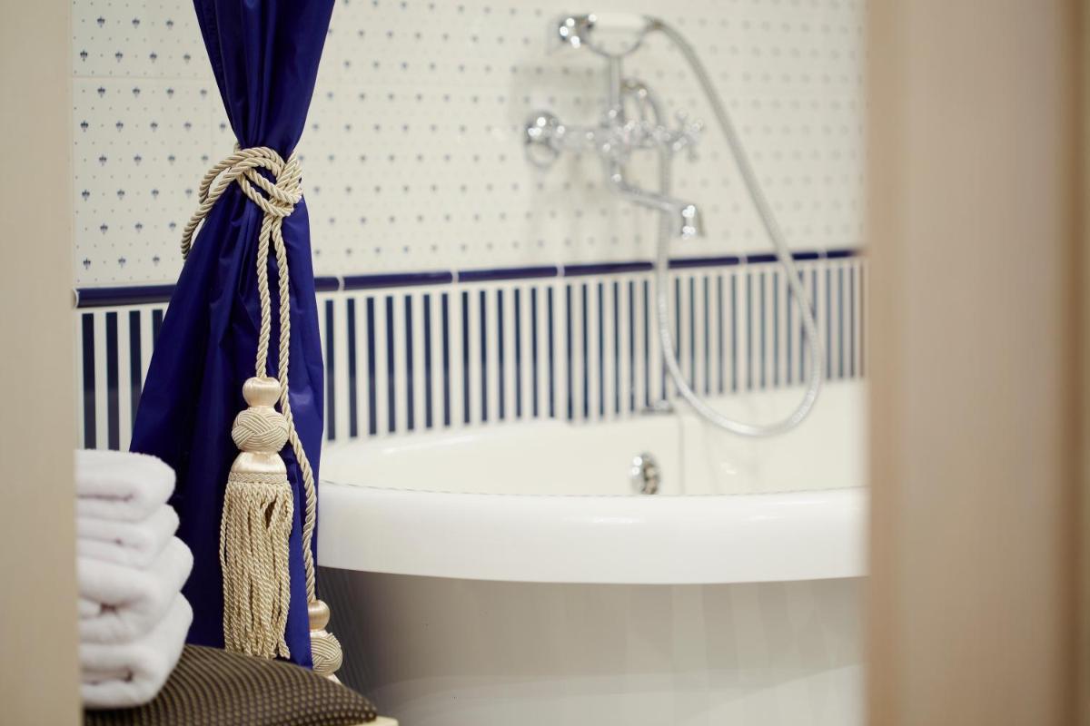 Vintage Boutique Hotel