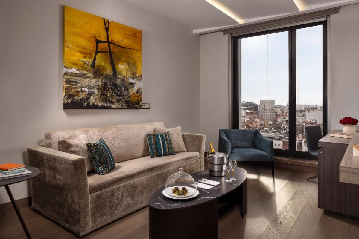 VP Plaza España Design