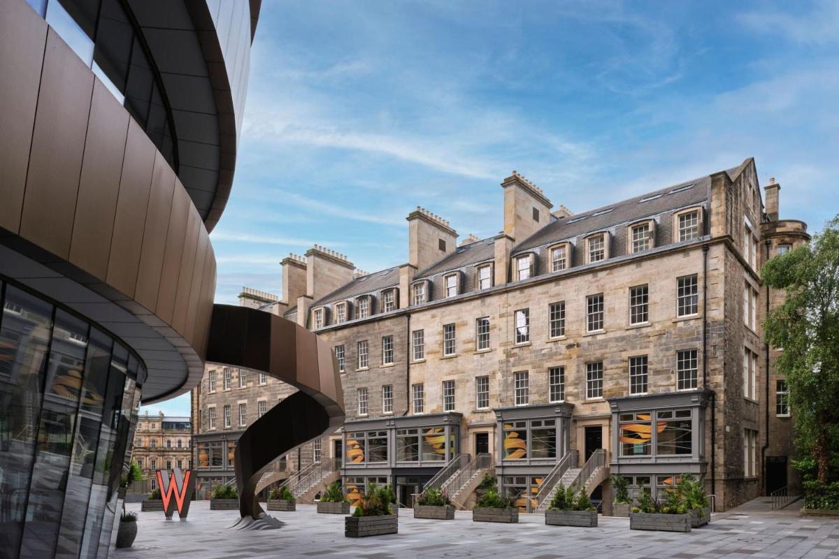 W Edinburgh