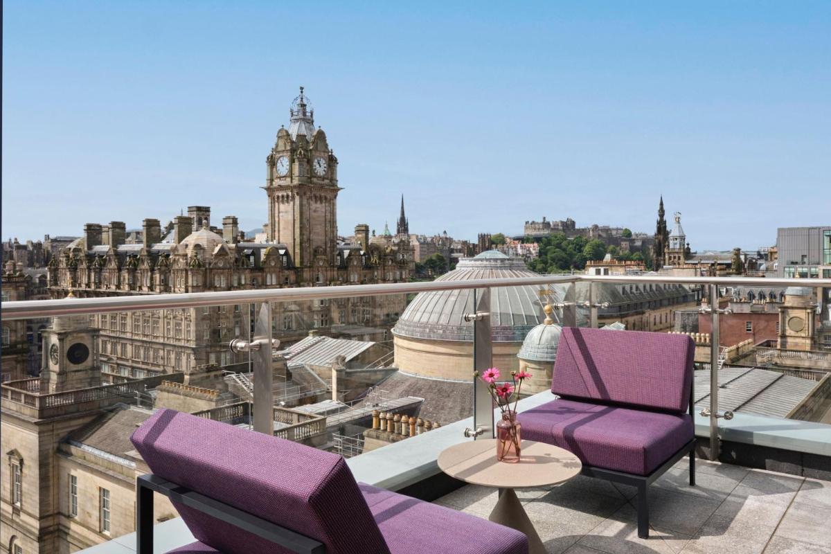 W Edinburgh