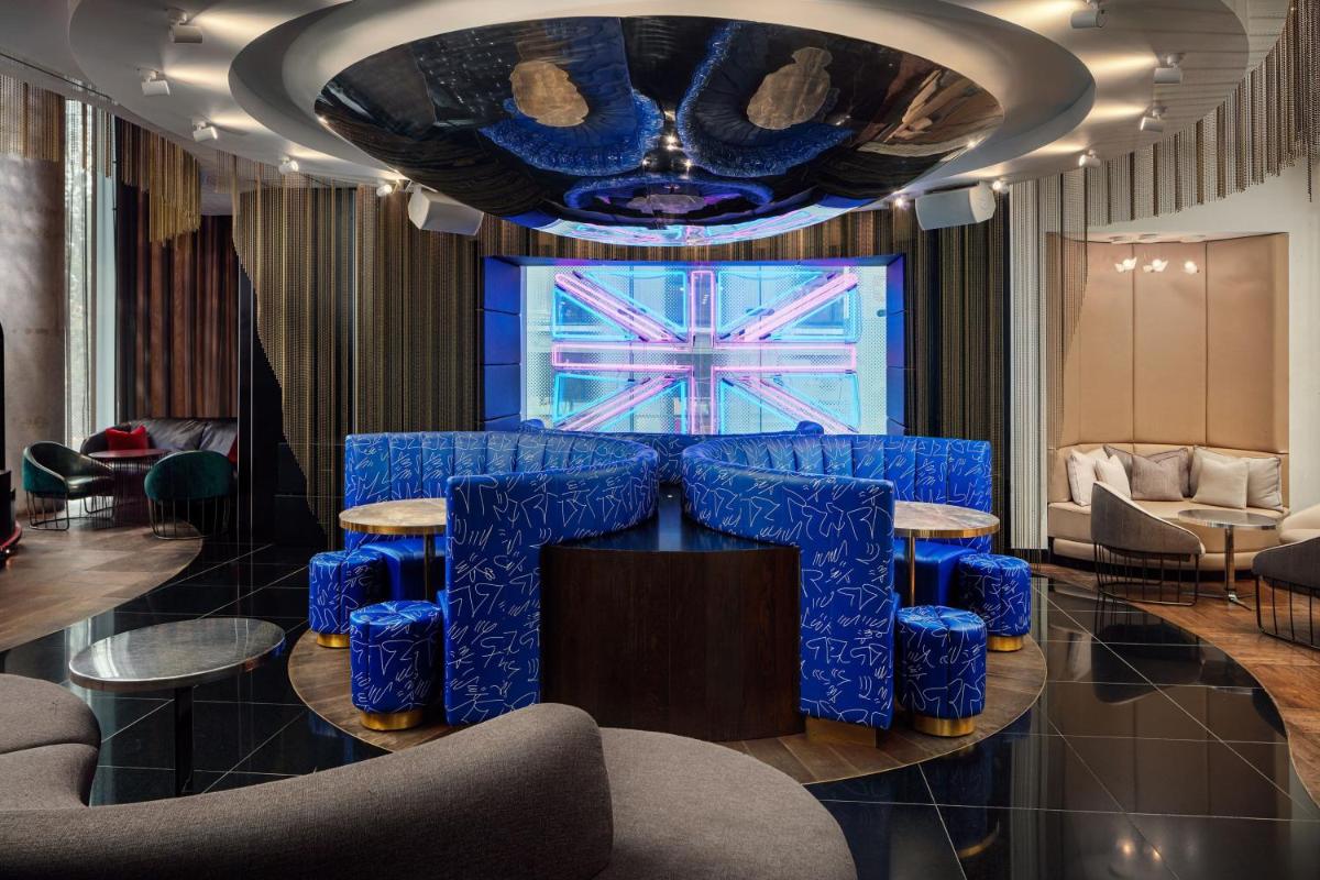 W London