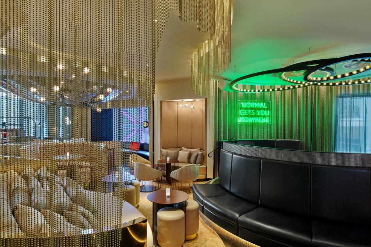 W London