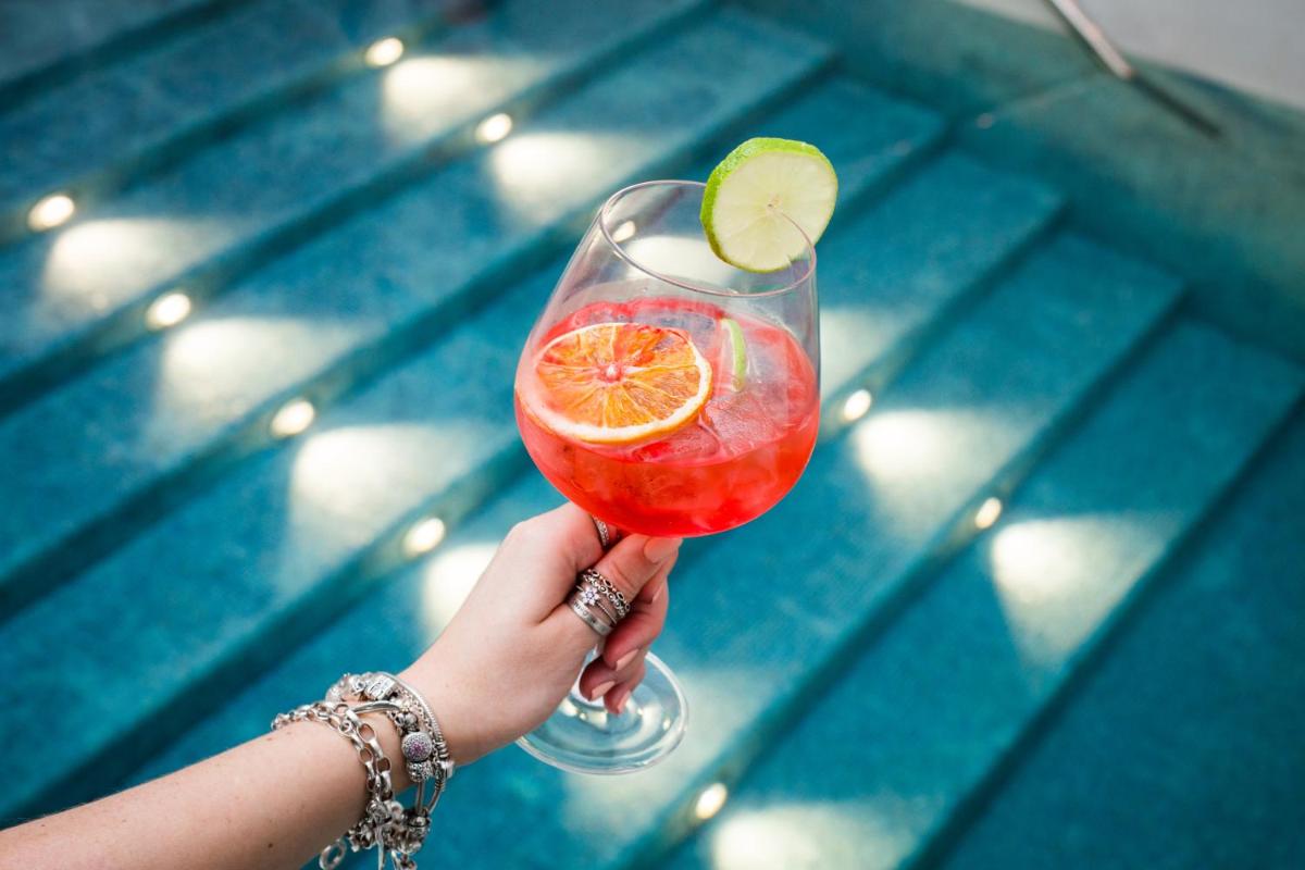 SO/ Saint Petersburg