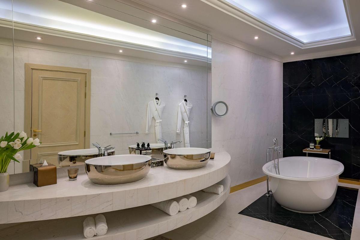 Waldorf Astoria Dubai Palm Jumeirah