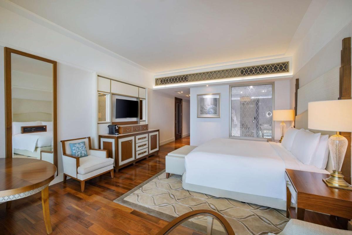 Waldorf Astoria Dubai Palm Jumeirah