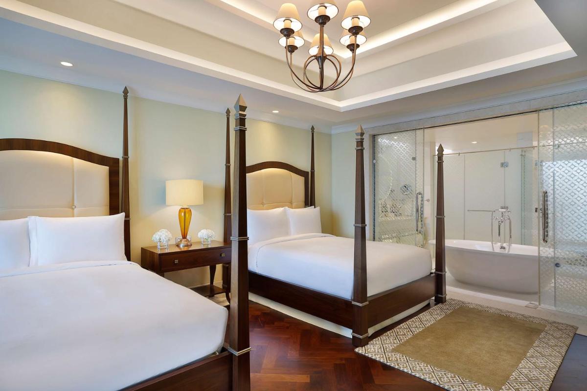 Waldorf Astoria Dubai Palm Jumeirah