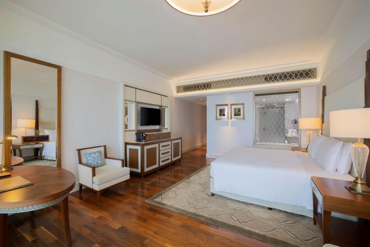 Waldorf Astoria Dubai Palm Jumeirah