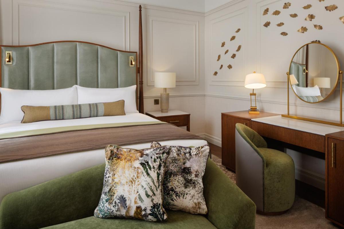 The Caledonian Edinburgh, Curio Collection by Hilton