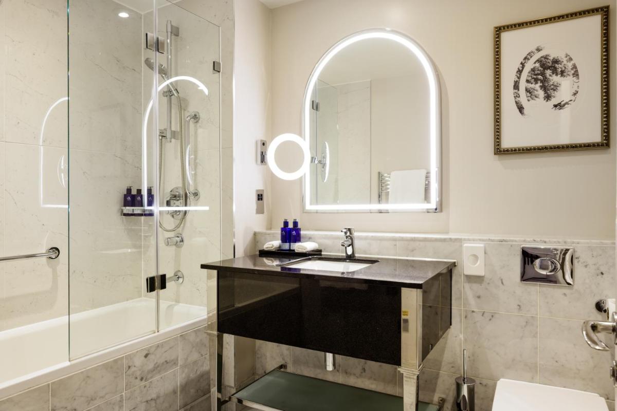 The Caledonian Edinburgh, Curio Collection by Hilton