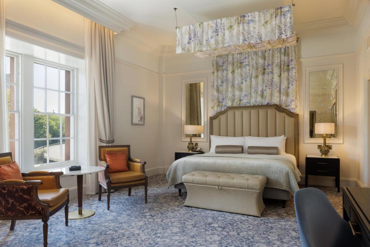 The Caledonian Edinburgh, Curio Collection by Hilton