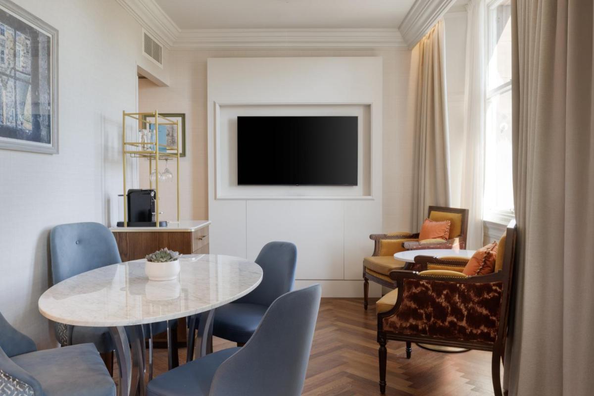 The Caledonian Edinburgh, Curio Collection by Hilton