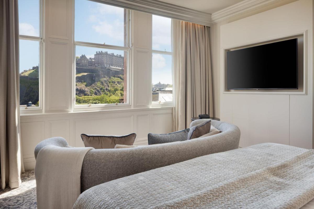 The Caledonian Edinburgh, Curio Collection by Hilton