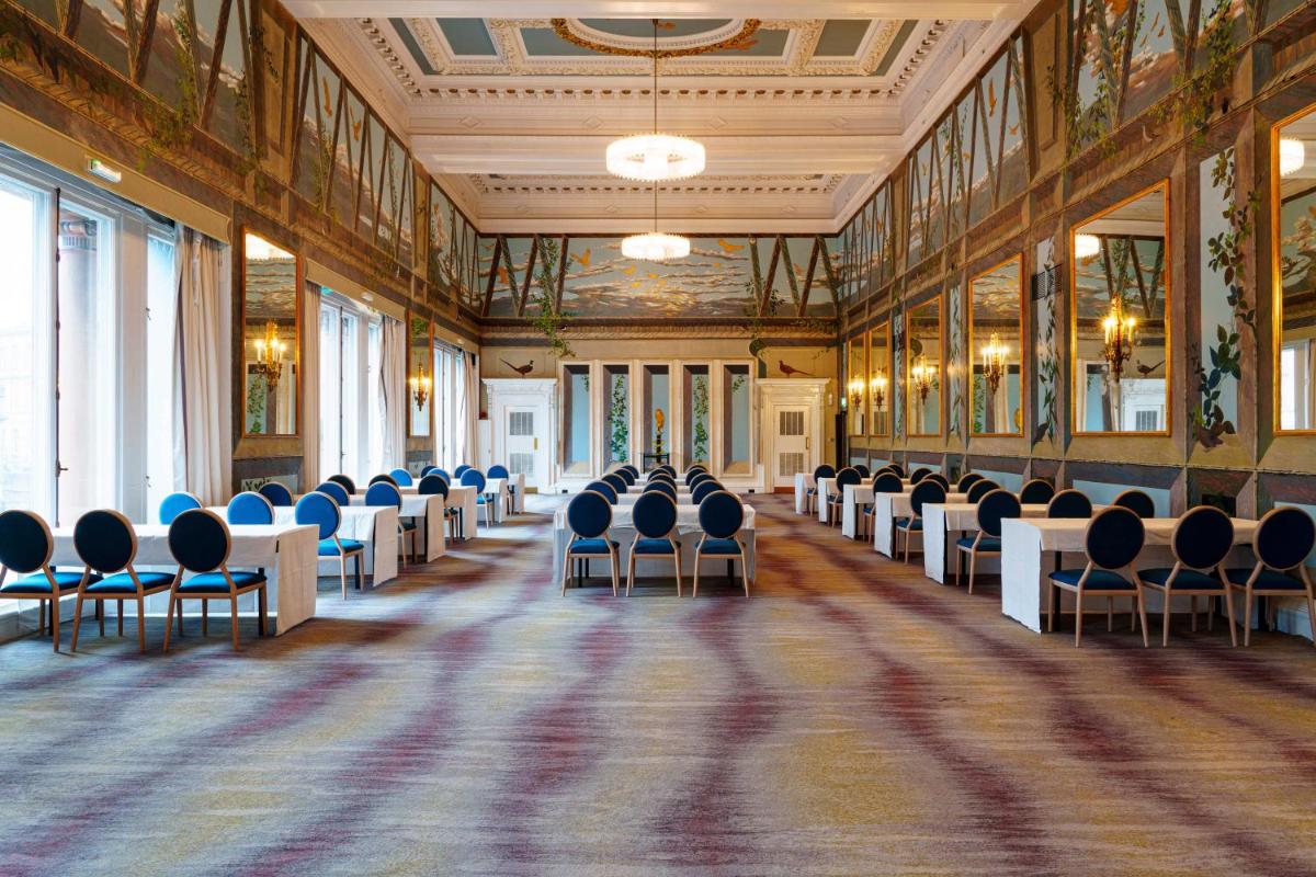 The Caledonian Edinburgh, Curio Collection by Hilton