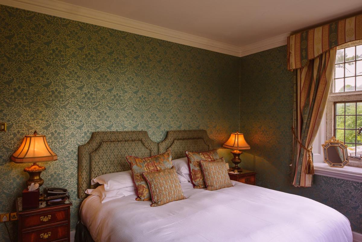 Waterford Castle Hotel & Golf Resort