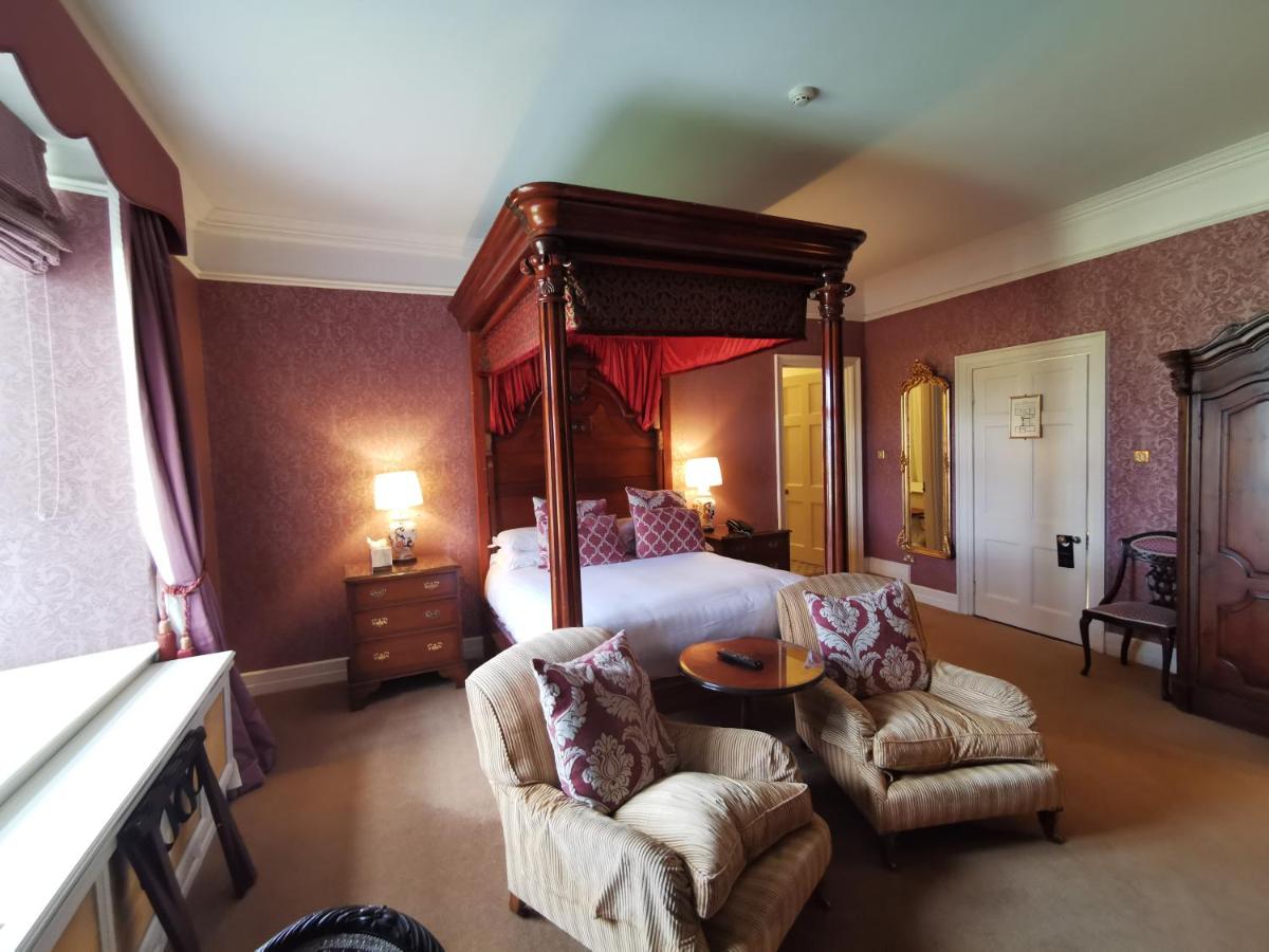 Waterford Castle Hotel & Golf Resort