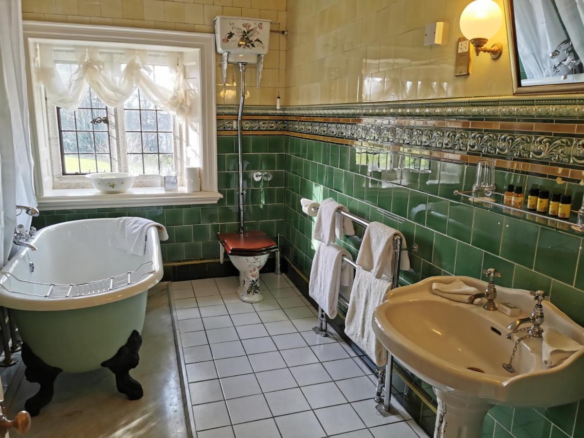 Waterford Castle Hotel & Golf Resort