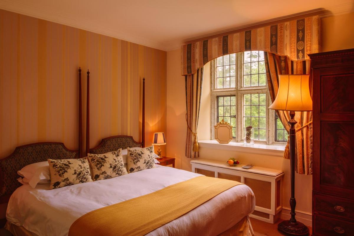 Waterford Castle Hotel & Golf Resort