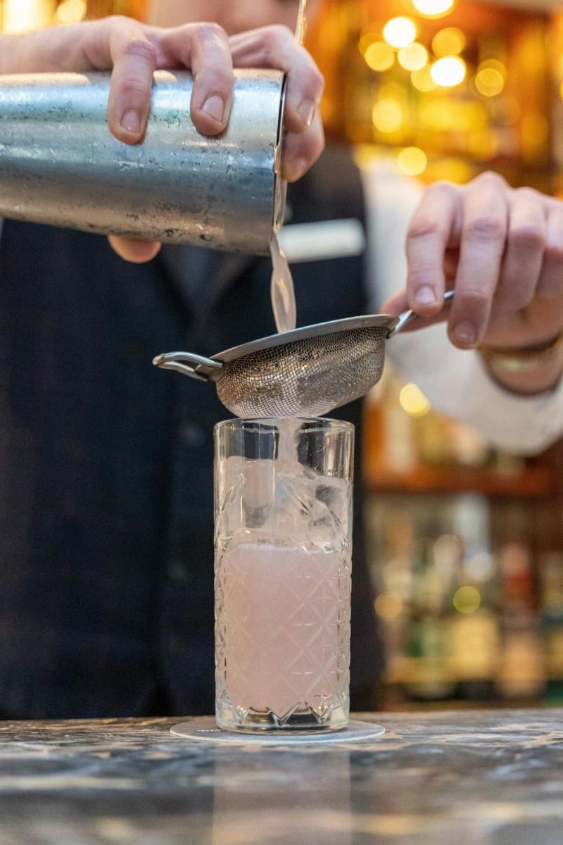 The College Green Dublin Hotel, Autograph Collection