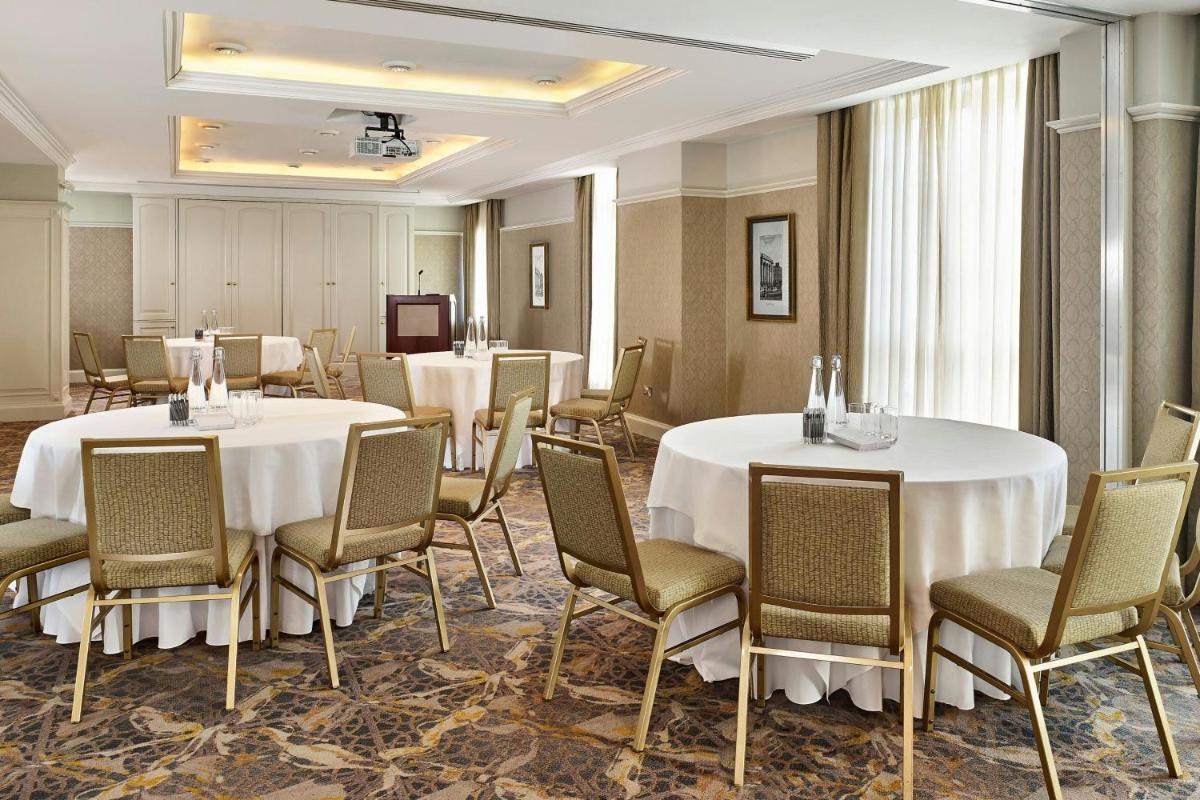 The College Green Dublin Hotel, Autograph Collection